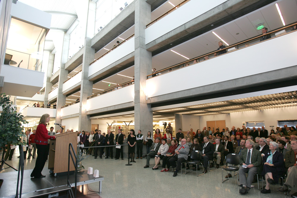 December 5, 2008Opening celebration for Tanimura & Antle Family Memorial Library.Photo by Randy Tunnell Photography