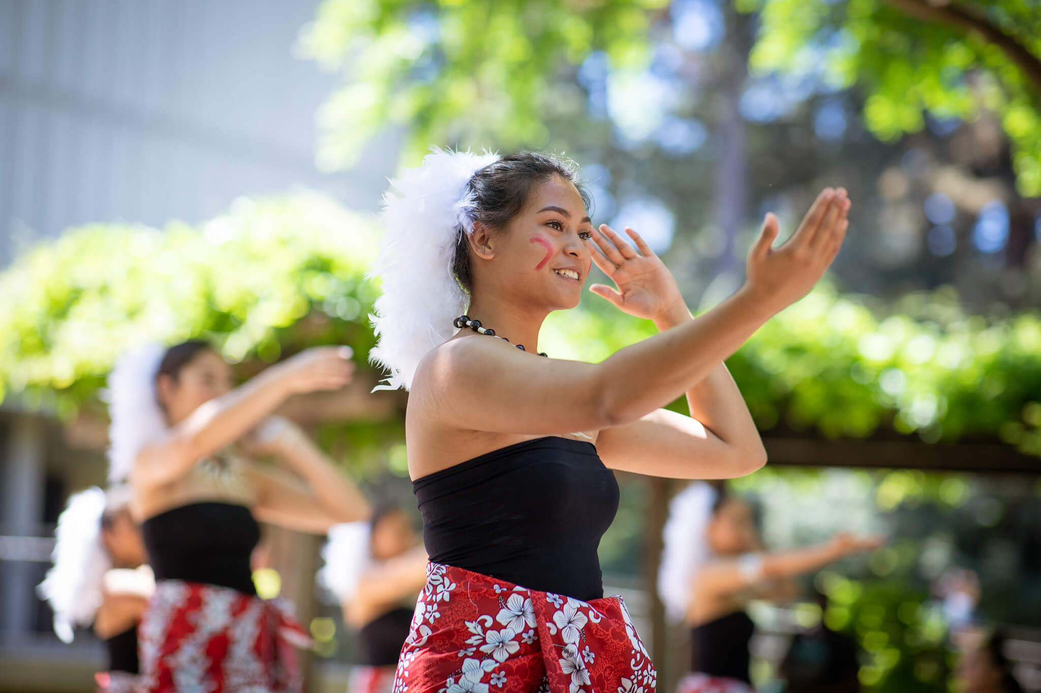 Dancer at Sac State’s Asian Pacific Islander festival