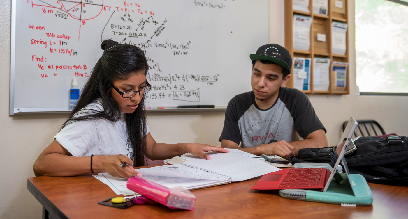 Karen Martinez (left) and Isaac Ramirez (right) work in the Chico STEM Connections Collaborative study lab