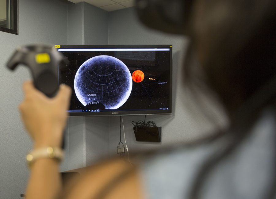 An SDSU VITaL Lab application that allows astronomy students to better understand the physics behind the phases of the moon by observing and manipulating models of the sun and moon.