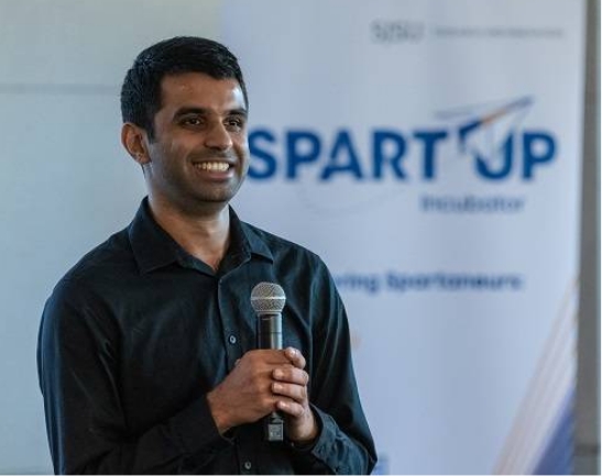 ParkStash Founder and CEO Sameer Saran, a San José State alumnus, speaks at The SpartUp Incubator grand opening.